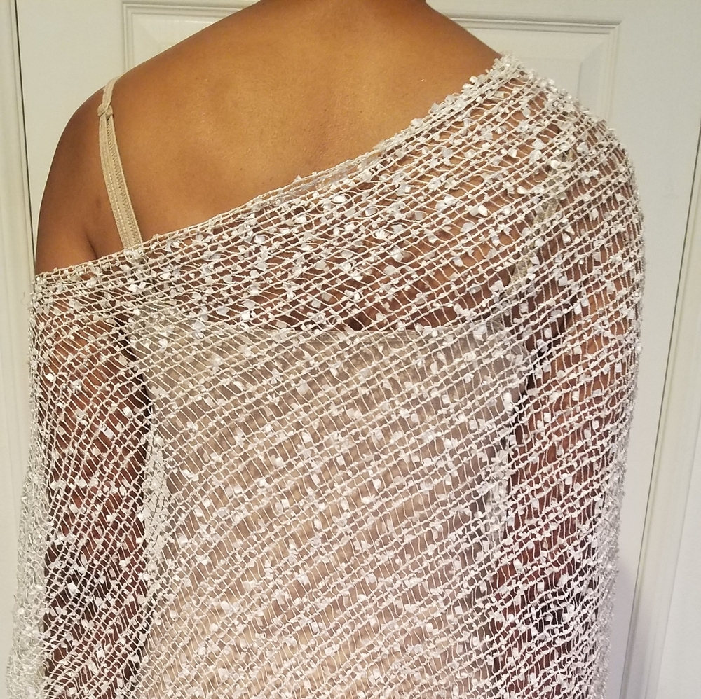 Cream Shawl Cover - Picture 3 of 8